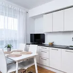 Location - Large Balcony - New Building Apartamento Talin