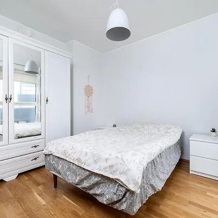 Location - Large Balcony - New Building Apartamento *