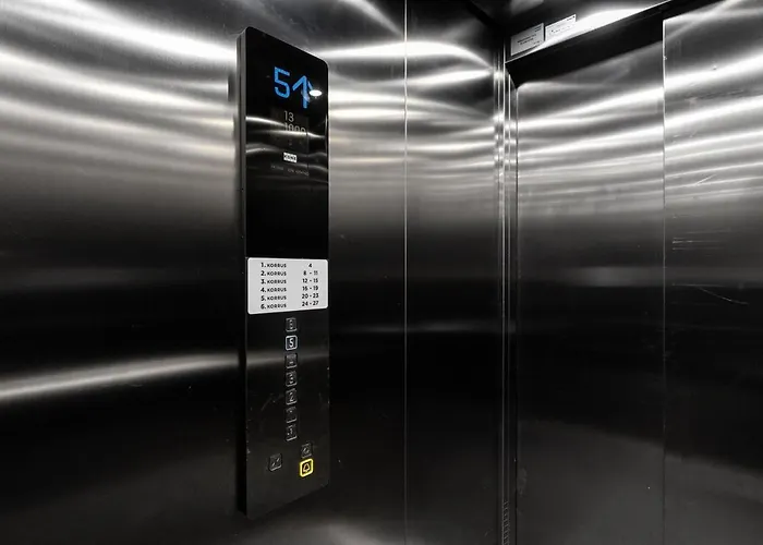 Location - Large Balcony - New Building Apartamento Tallin